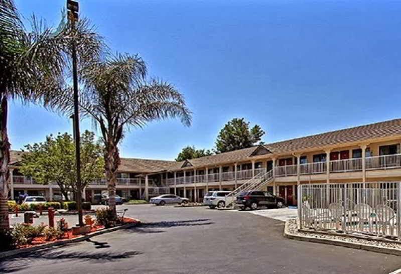 Quality Inn & Suites Woodland - Sacramento Airport Exterior foto